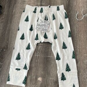 Kate Quinn Christmas Tree Bamboo Panda Pants size 2t NWT